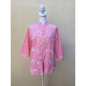 Caro of Honolulu pink with white floral embroidery blouse